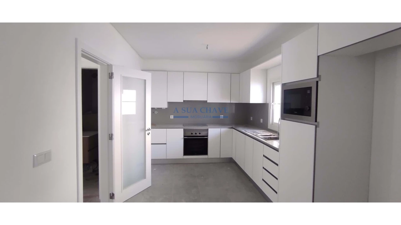 Moradia T4 para Venda em Seixal Foto 14