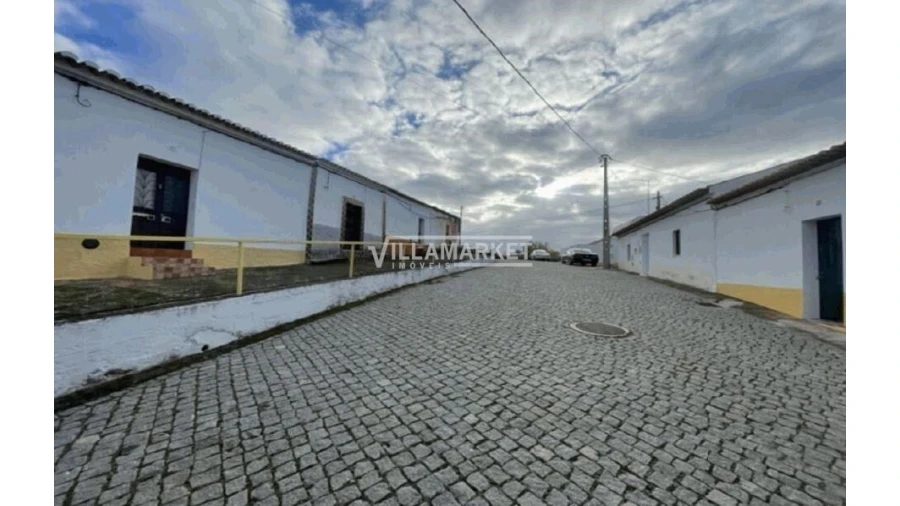 Moradia T2 para Venda em Sobral da Adiça Foto 6