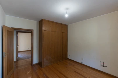 Apartamento T4 para Venda em Aldoar, Foz do Douro e Nevogilde