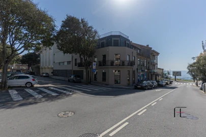 Apartamento T4 para Venda em Aldoar, Foz do Douro e Nevogilde