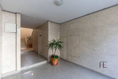 Apartamento T4 para Venda em Aldoar, Foz do Douro e Nevogilde