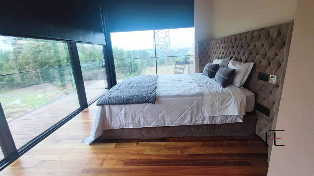 Moradia T4 para Venda em Avintes Foto 9