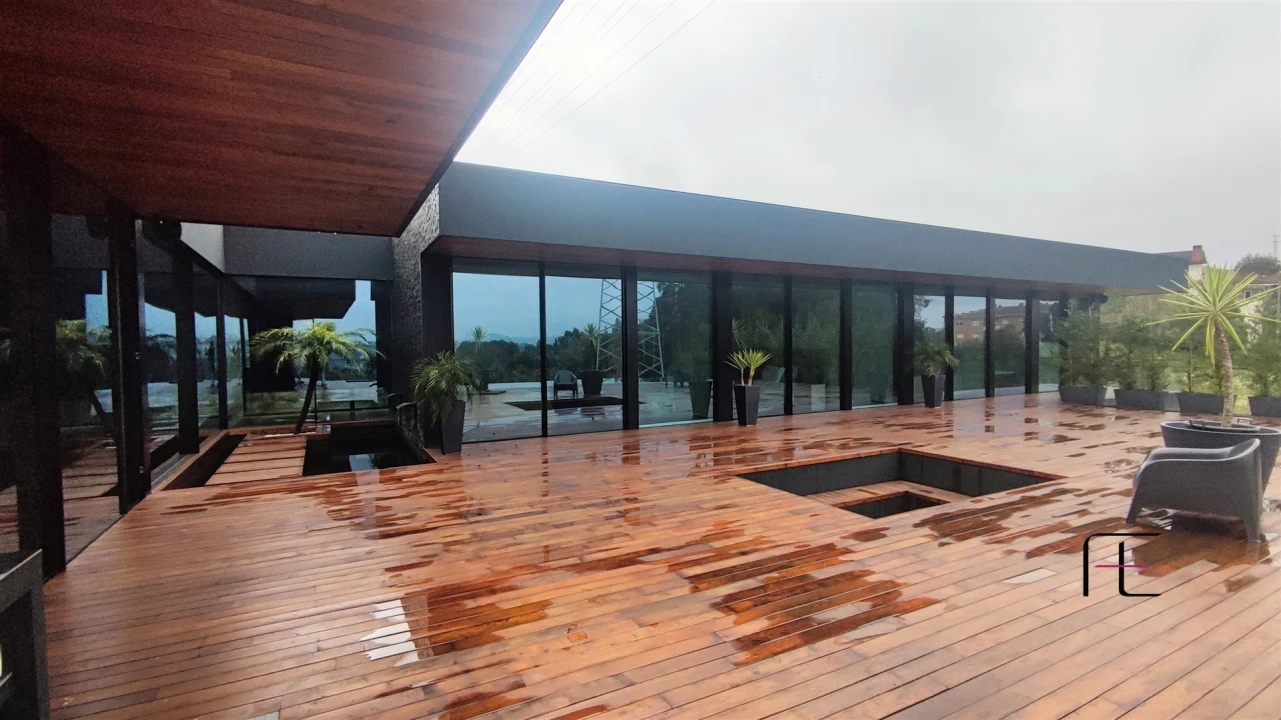 Moradia T4 para Venda em Avintes Foto 30