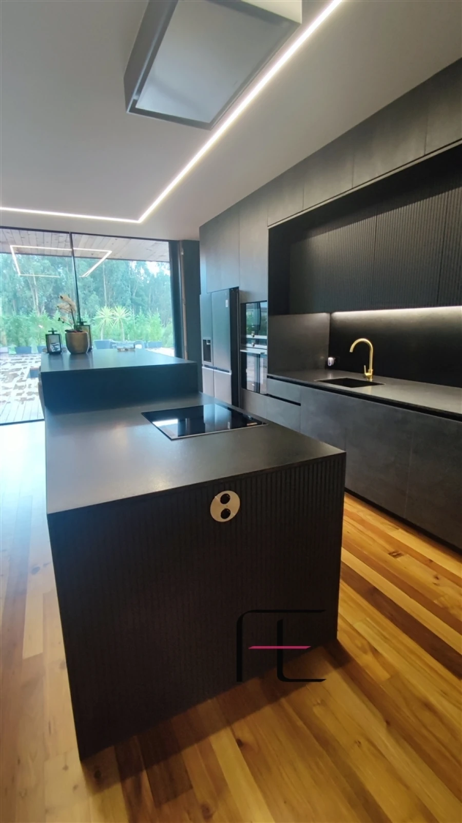 Moradia T4 para Venda em Avintes Foto 27