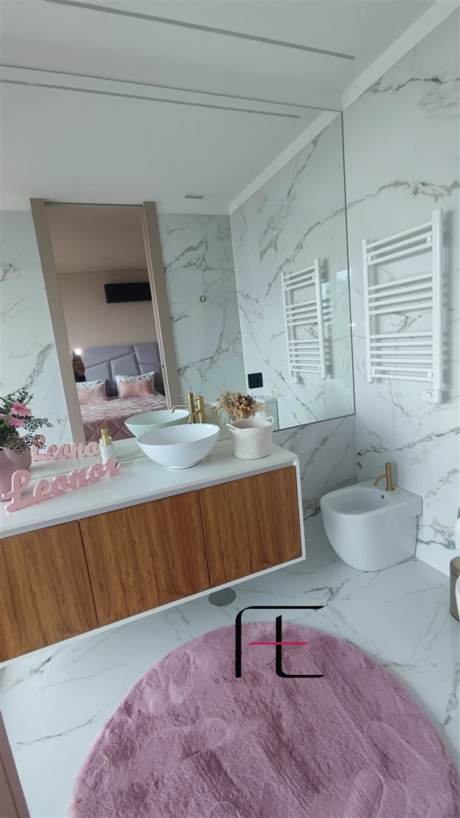 Moradia T4 para Venda em Avintes Foto 16