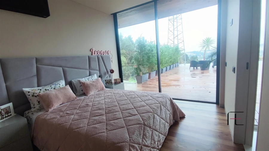 Moradia T4 para Venda em Avintes Foto 12