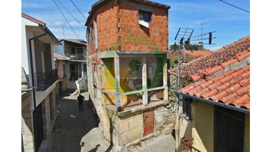 Moradia T0 para Venda em Valpaços e Sanfins Foto 2