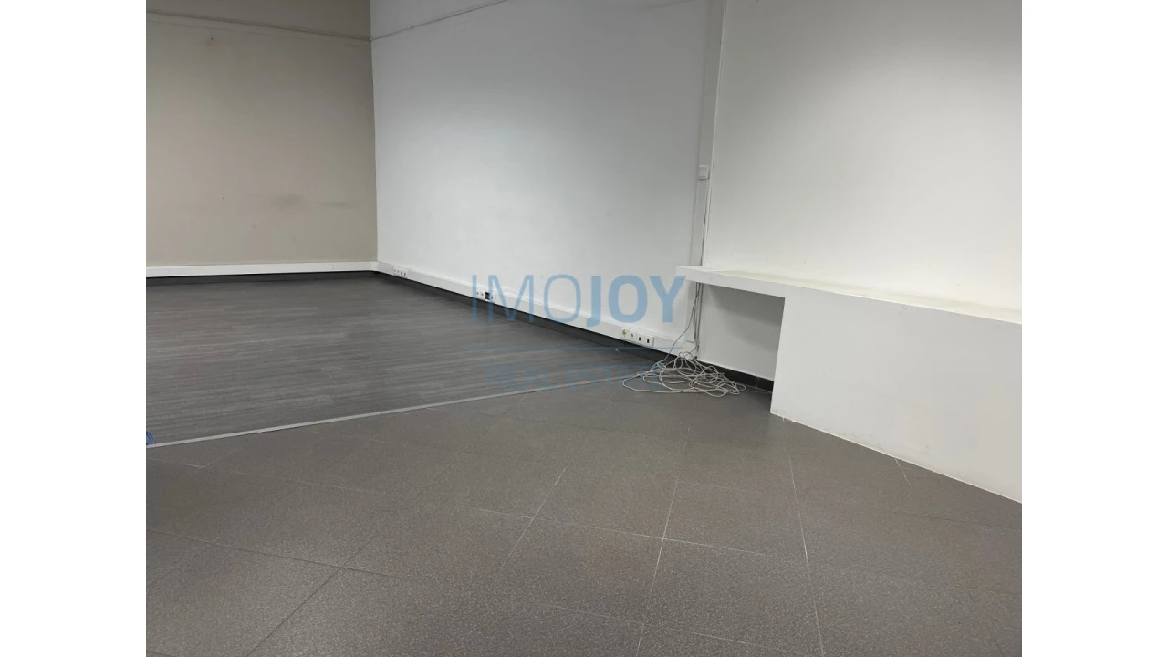 Escritório para Venda em Algés, Linda-A-Velha e Cruz Quebrada-Dafundo Foto 9