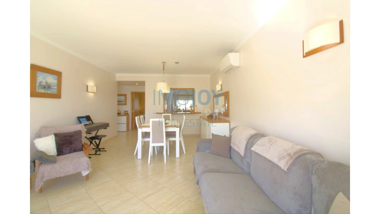 Apartamento T2 para Venda em Portimão Foto 9