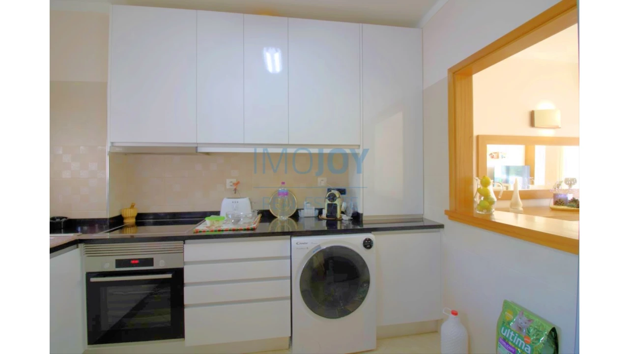 Apartamento T2 para Venda em Portimão Foto 17