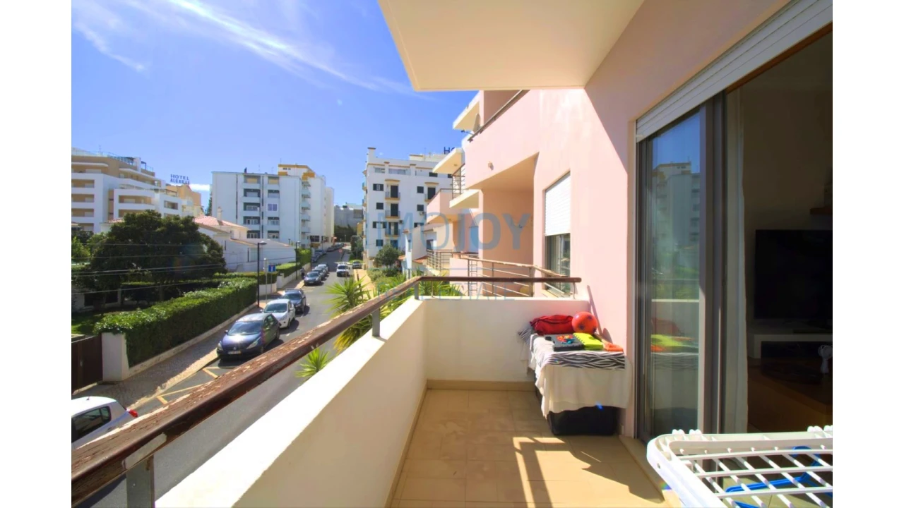 Apartamento T2 para Venda em Portimão Foto 11