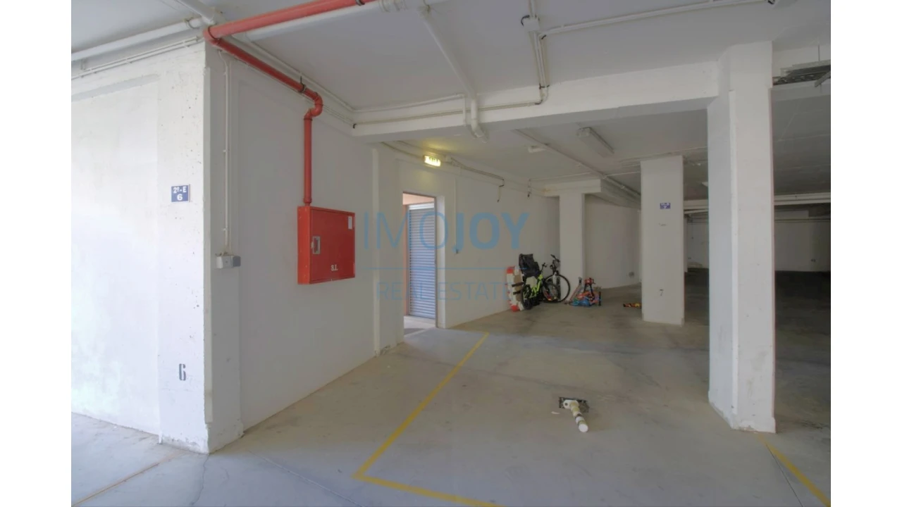 Apartamento T2 para Venda em Portimão Foto 28