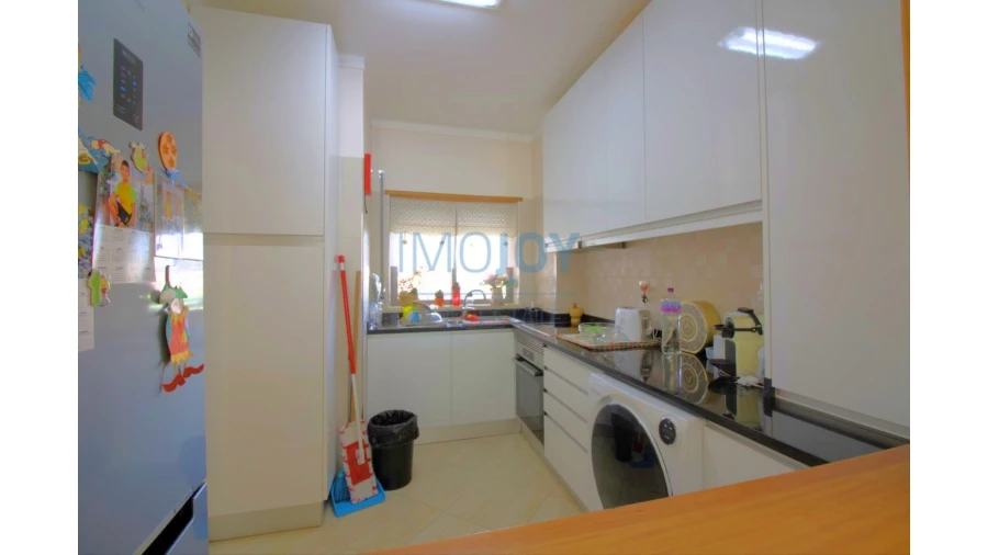 Apartamento T2 para Venda em Portimão Foto 15