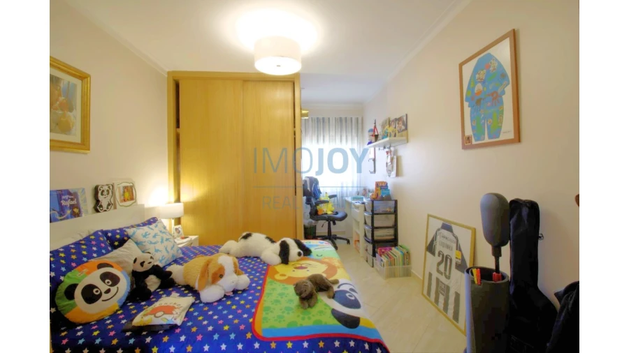 Apartamento T2 para Venda em Portimão Foto 22