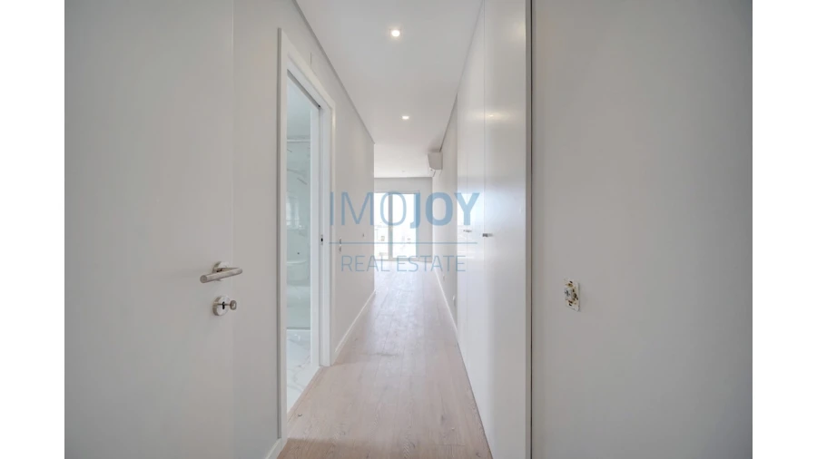 Apartamento T3 para Venda em Carcavelos e Parede Foto 13