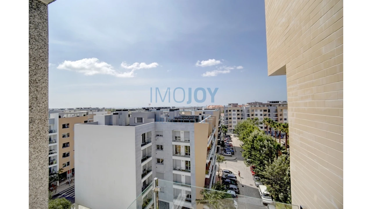 Apartamento T3 para Venda em Carcavelos e Parede Foto 30