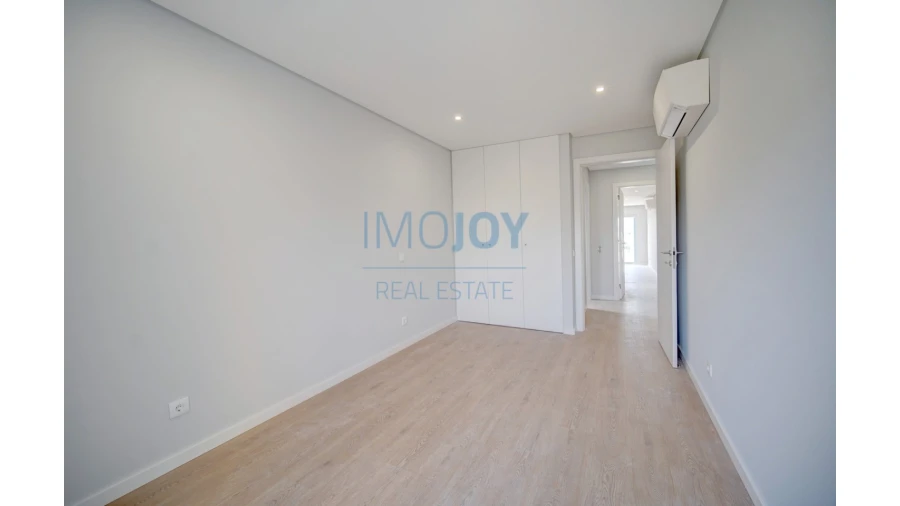 Apartamento T3 para Venda em Carcavelos e Parede Foto 22