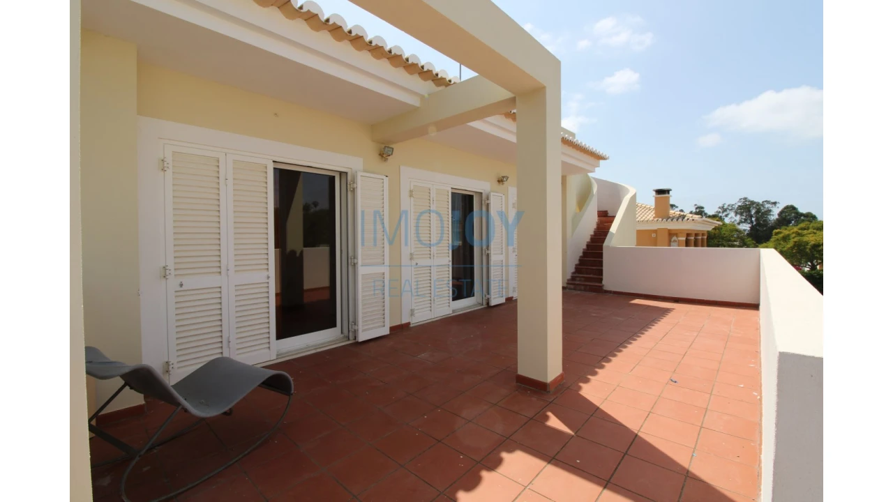 Moradia T4 para Venda em Lagos (São Sebastião e Santa Maria) Foto 43