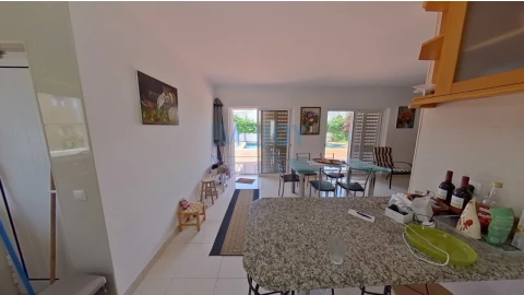 Moradia T4 para Venda em Lagos (São Sebastião e Santa Maria)