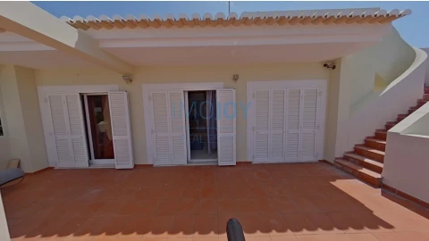 Moradia T4 para Venda em Lagos (São Sebastião e Santa Maria)