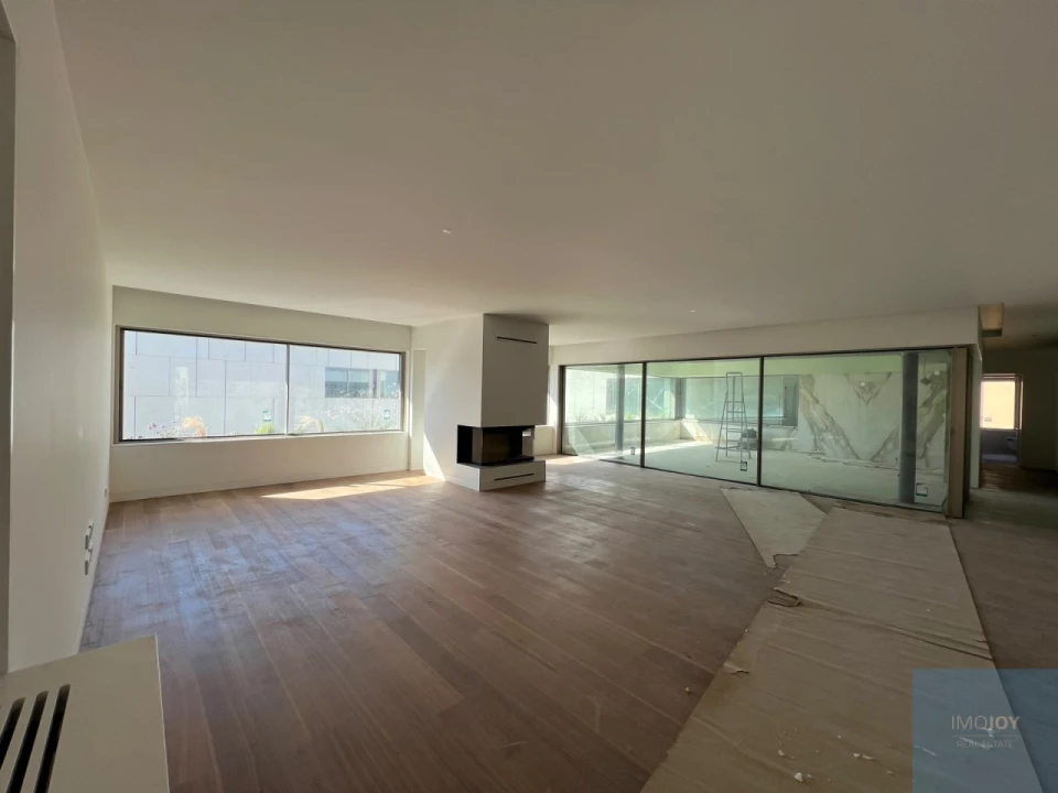 Moradia T4 para Venda em Aldoar, Foz do Douro e Nevogilde Foto 2