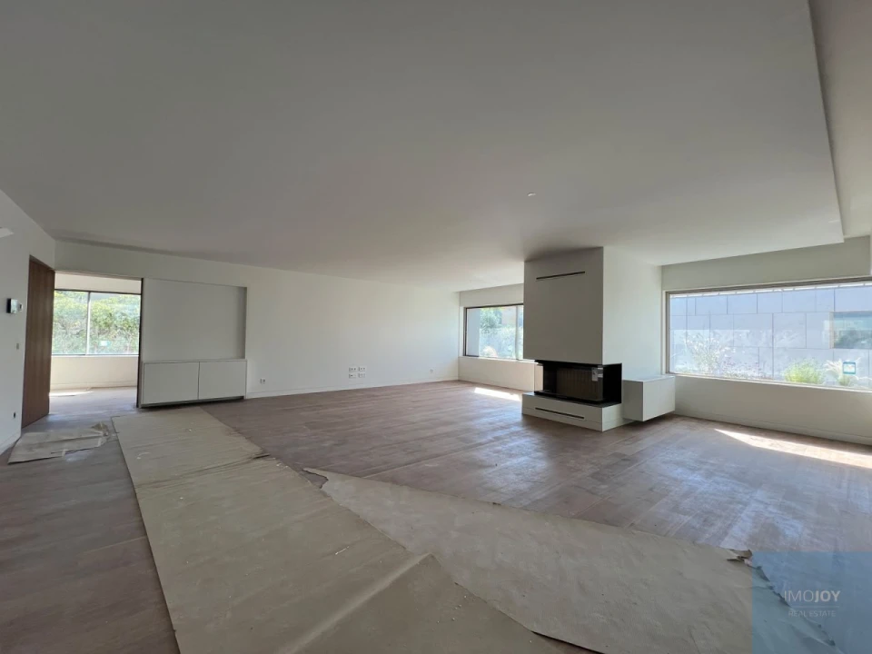 Moradia T4 para Venda em Aldoar, Foz do Douro e Nevogilde Foto 3