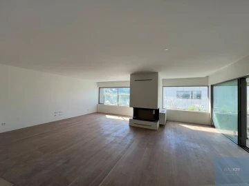 Moradia T4 para Venda em Aldoar, Foz do Douro e Nevogilde
