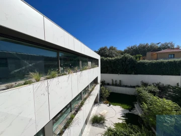 Moradia T4 para Venda em Aldoar, Foz do Douro e Nevogilde