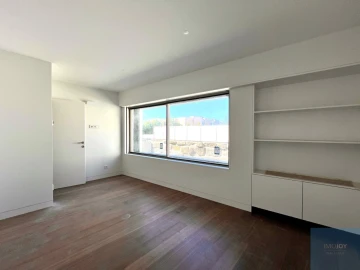 Moradia T3 para Venda em Aldoar, Foz do Douro e Nevogilde