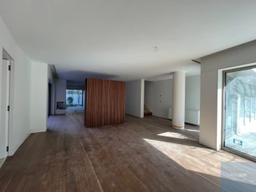 Moradia T4 para Venda em Aldoar, Foz do Douro e Nevogilde