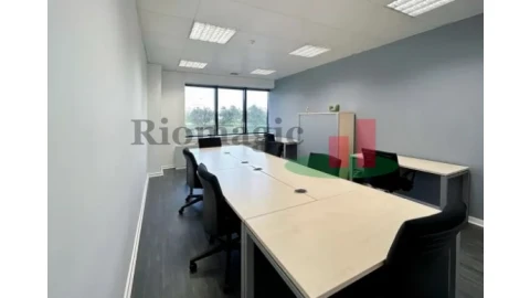 Escritório para Arrendamento em São Domingos de Benfica