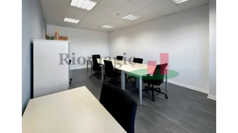 Escritório para Arrendamento em São Domingos de Benfica