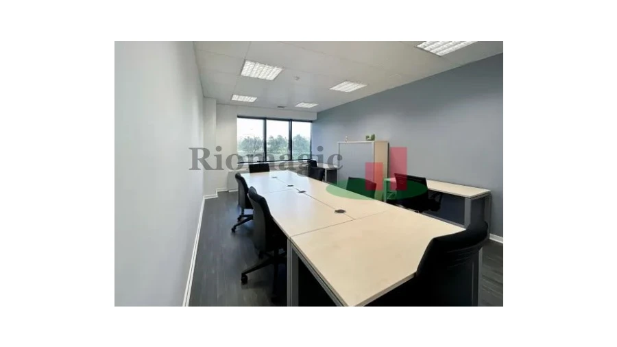 Escritório para Arrendamento em São Domingos de Benfica Foto 4