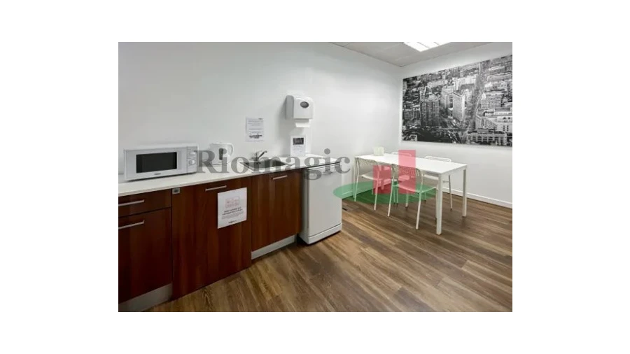 Escritório para Arrendamento em São Domingos de Benfica Foto 2