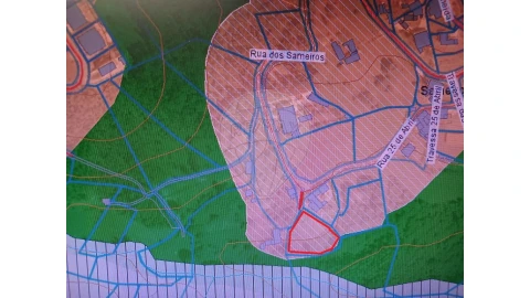 Terreno para Venda em Canedo, Vale e Vila Maior