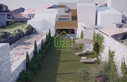 Moradia T5 para Venda em Póvoa de Varzim, Beiriz e Argivai