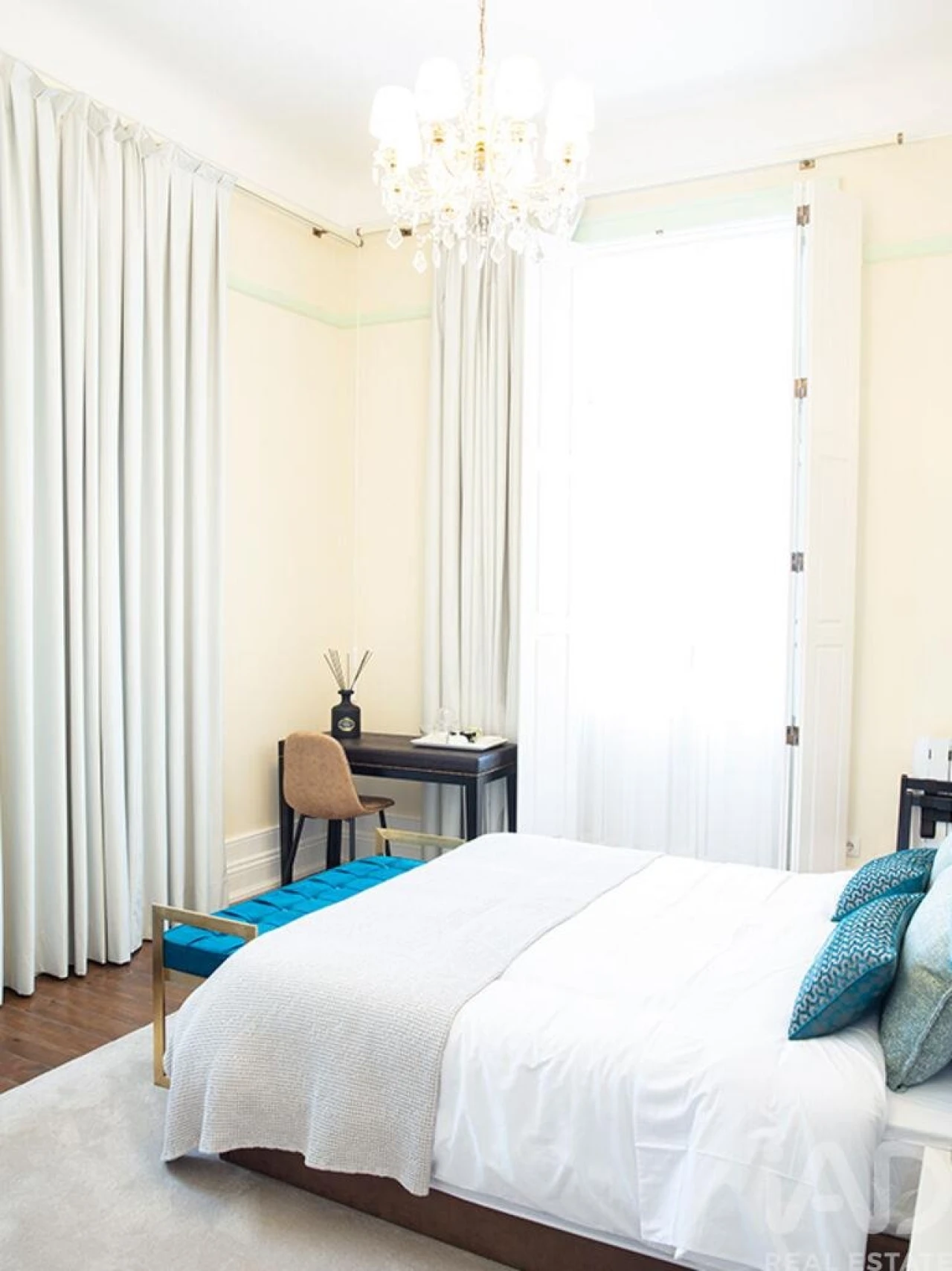 Moradia T8 para Venda em Arcozelo Foto 6