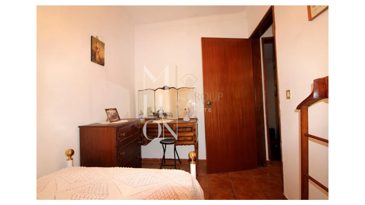 Moradia T5 para Venda em Mourão Foto 21