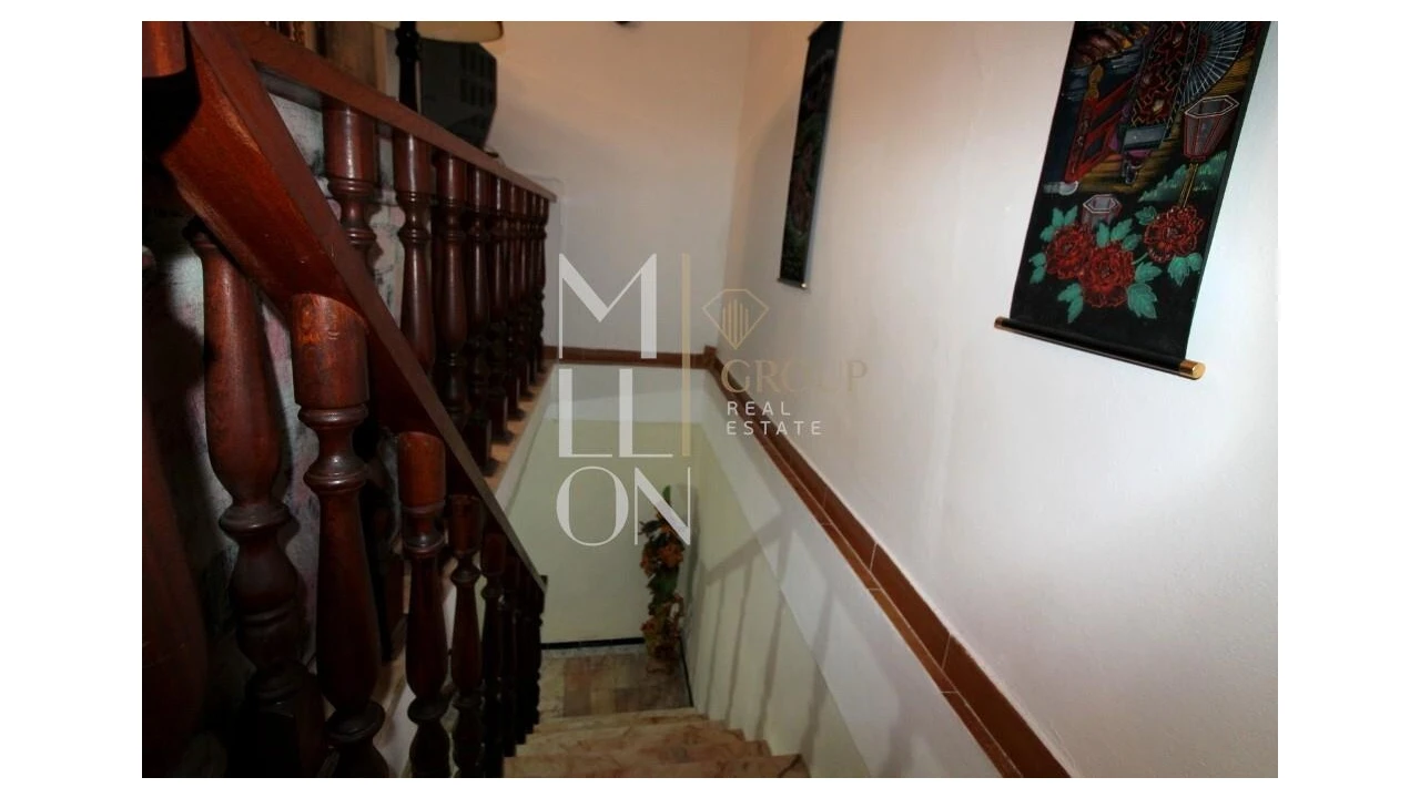 Moradia T5 para Venda em Mourão Foto 12