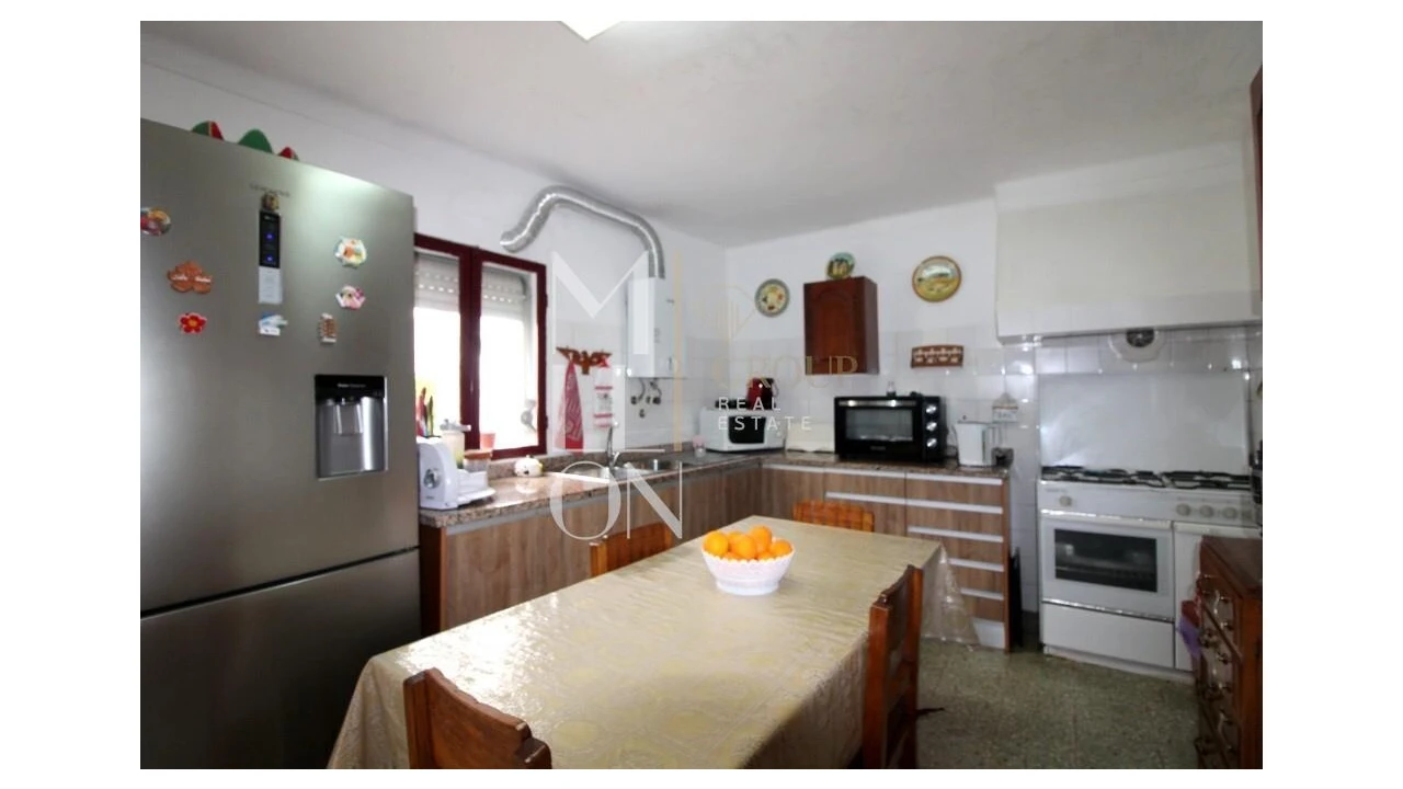 Moradia T5 para Venda em Mourão Foto 37