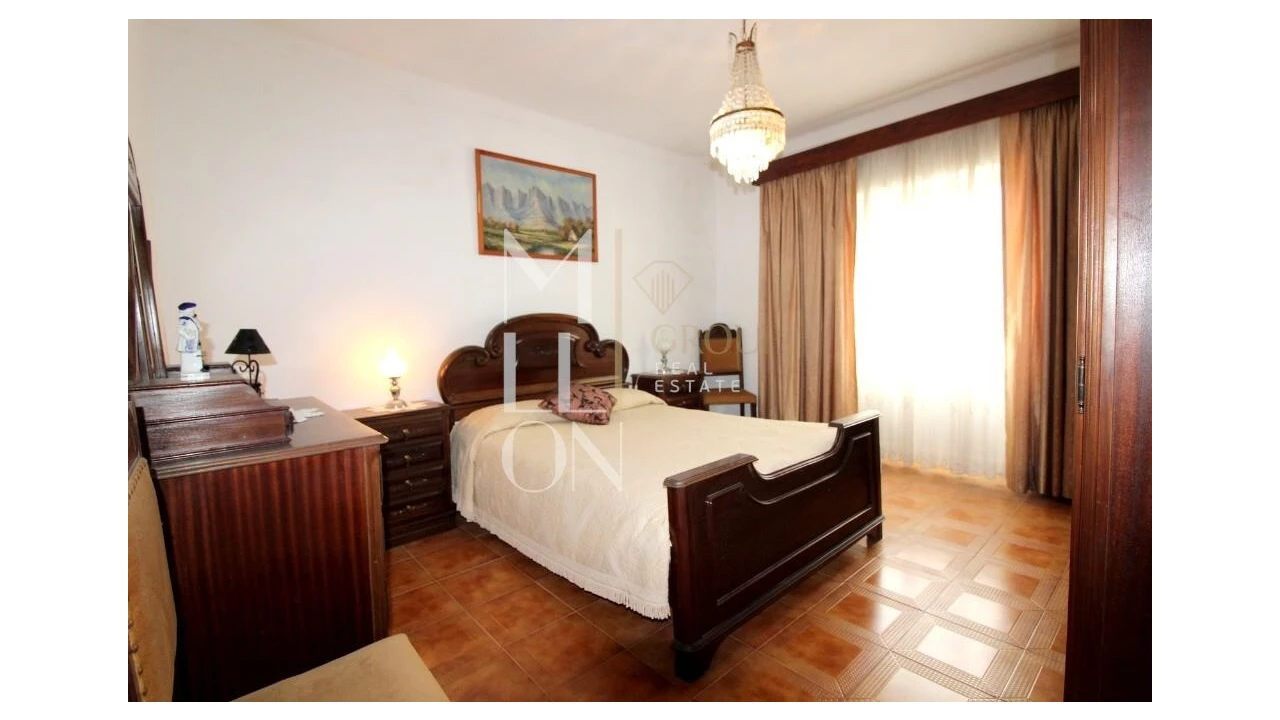 Moradia T5 para Venda em Mourão Foto 13