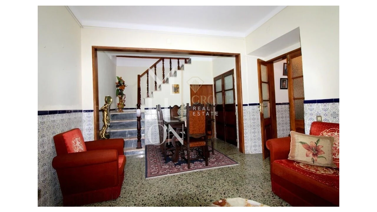 Moradia T5 para Venda em Mourão Foto 8