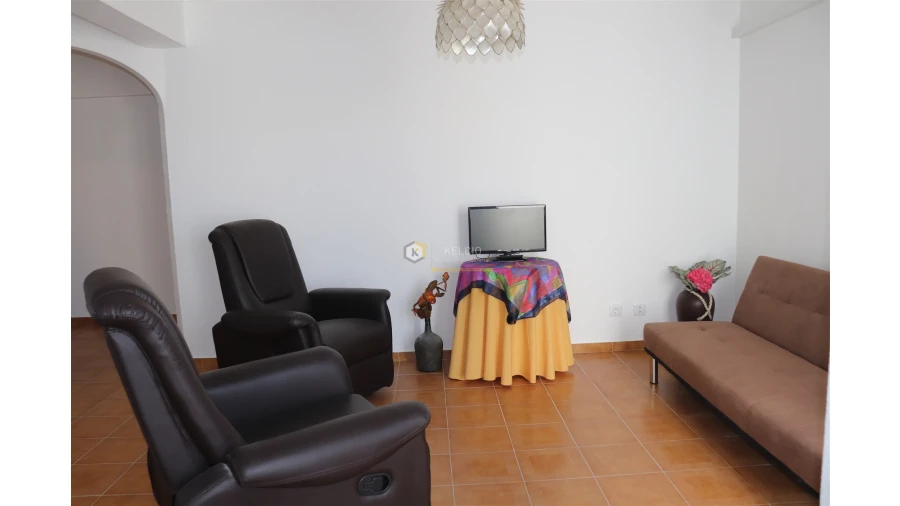 Apartamento T1 para Venda em Quarteira Foto 5