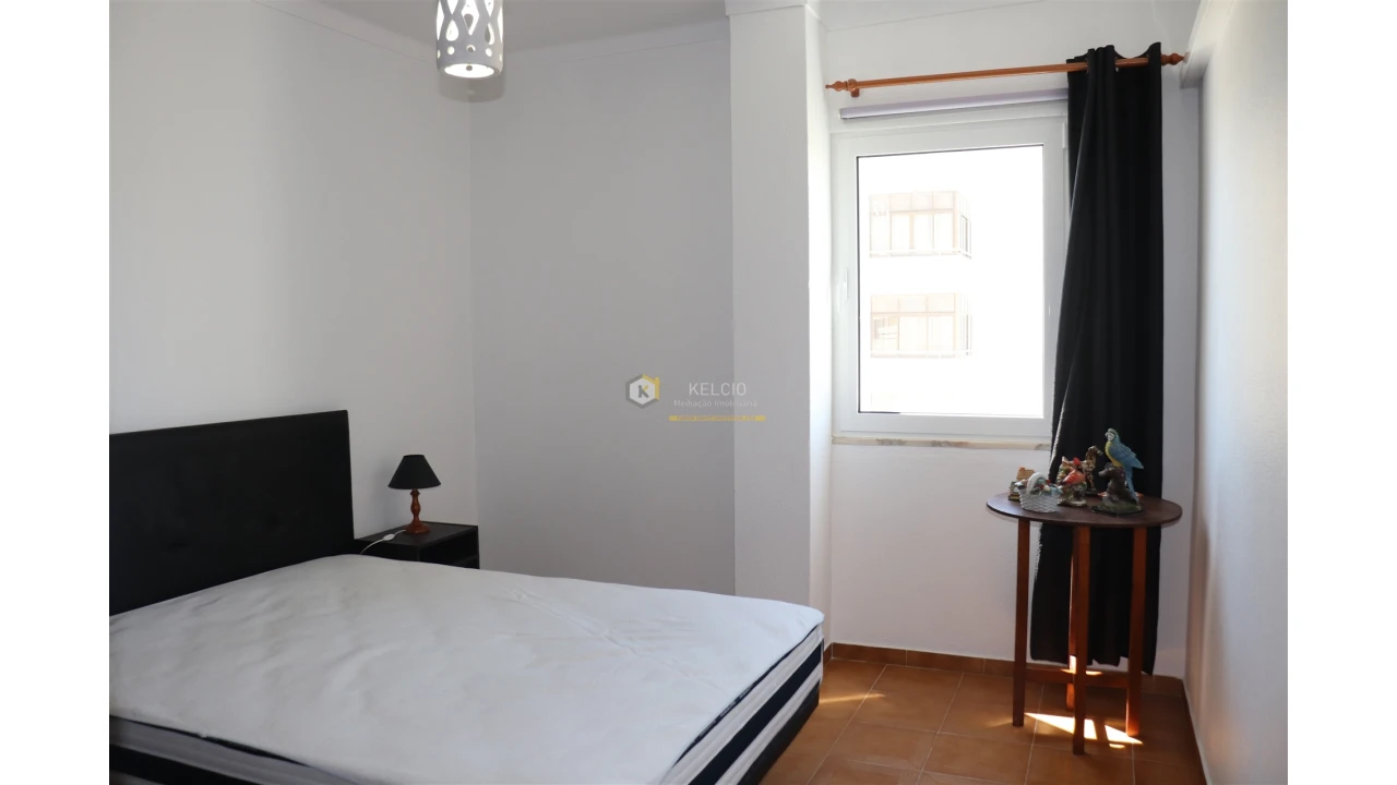 Apartamento T1 para Venda em Quarteira Foto 12