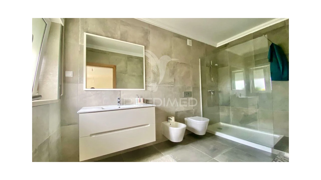 Apartamento T2 para Venda em Tornada e Salir do Porto Foto 18