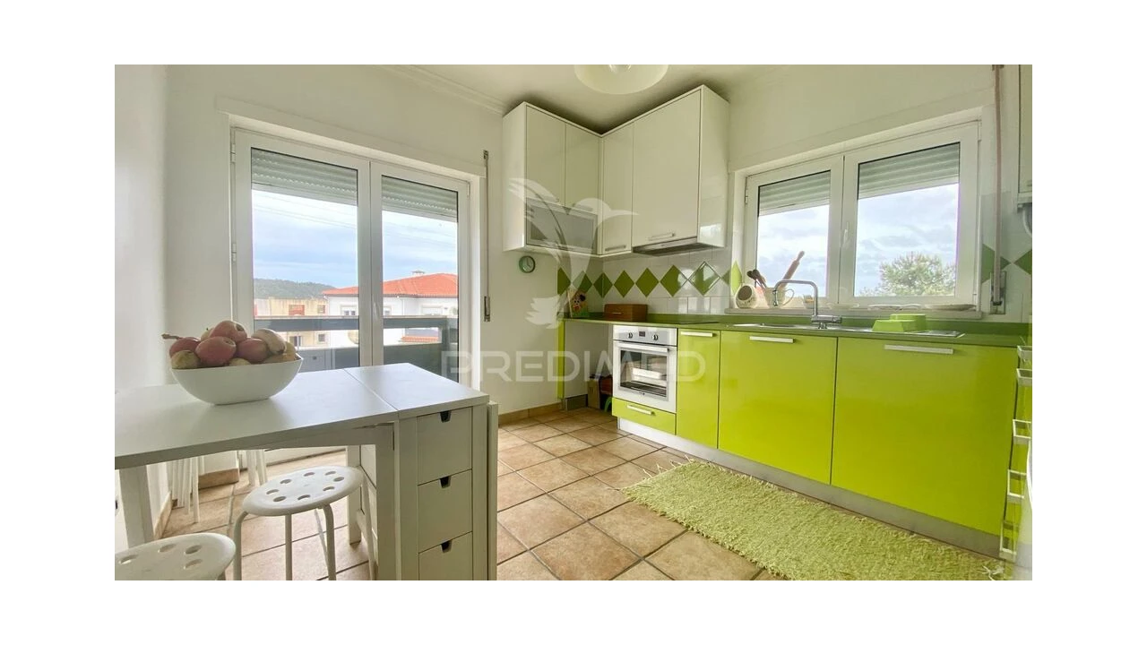 Apartamento T2 para Venda em Tornada e Salir do Porto Foto 3