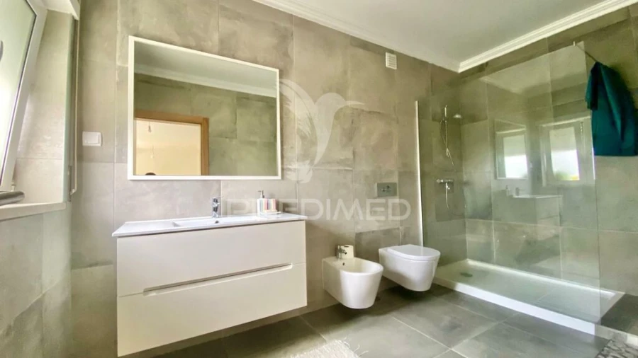 Apartamento T2 para Venda em Tornada e Salir do Porto Foto 18