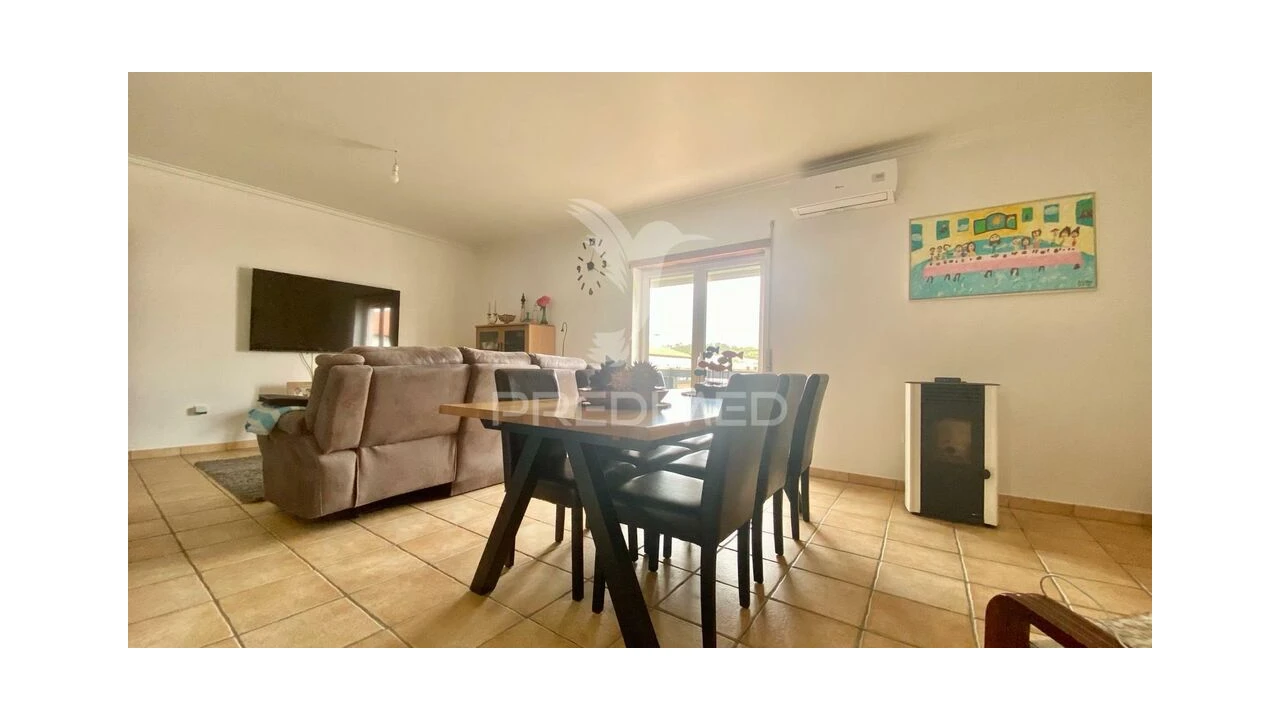 Apartamento T2 para Venda em Tornada e Salir do Porto Foto 6