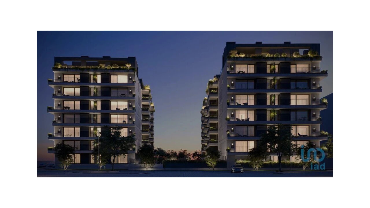 Apartamento T3 para Venda em Ramalde Foto 2