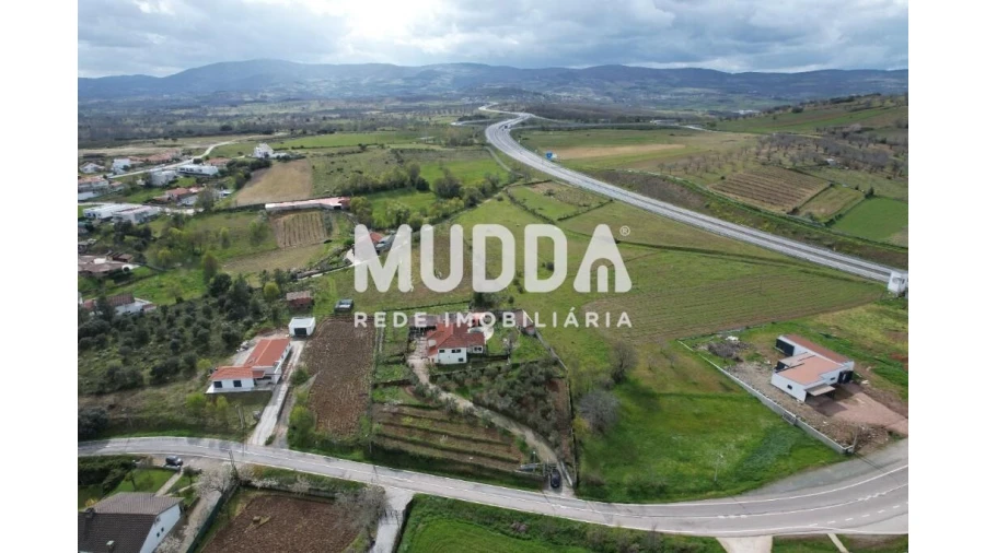 Terreno para Venda em São Pedro de Serracenos Foto 4